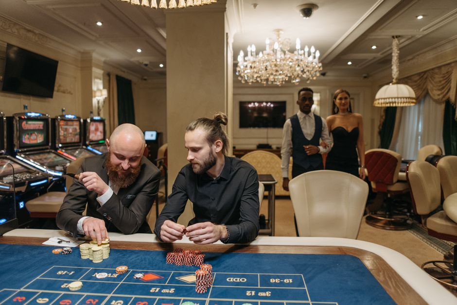 Slot Volatility Explained: Why Big Wins Rarely Come Easy